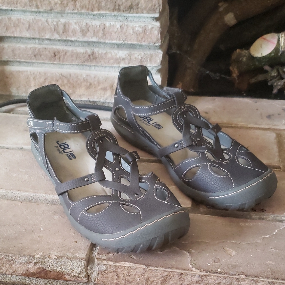 JBU By Jambu Sydney Grey Sandals Size 9